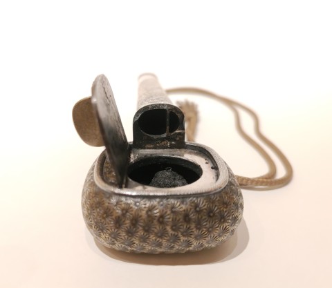 Yatate portable brush-and-ink case