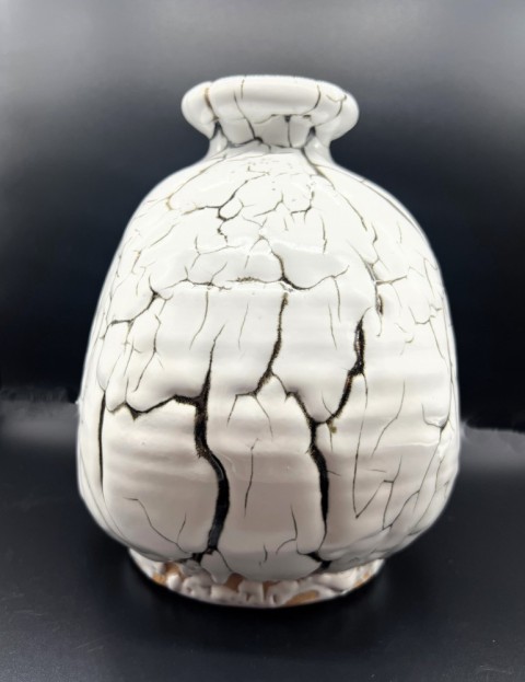  Ryusokairagi, Flower vase